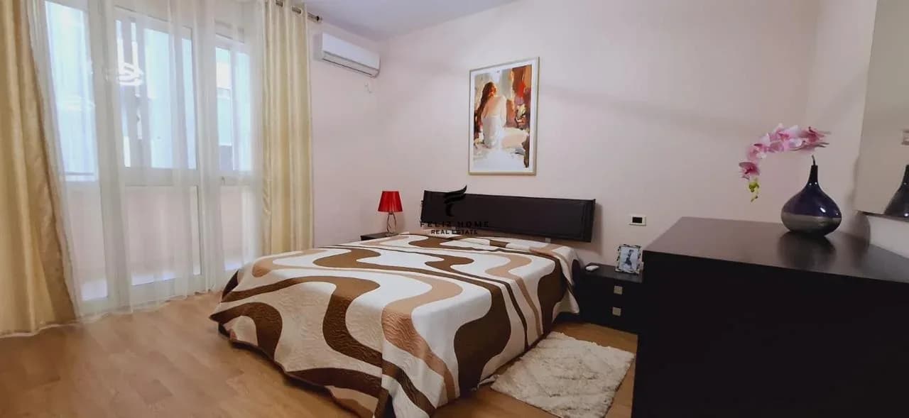 APARTAMENT ME QERA 1+1 KOPSHTI BOTANIK 600 EURO 3