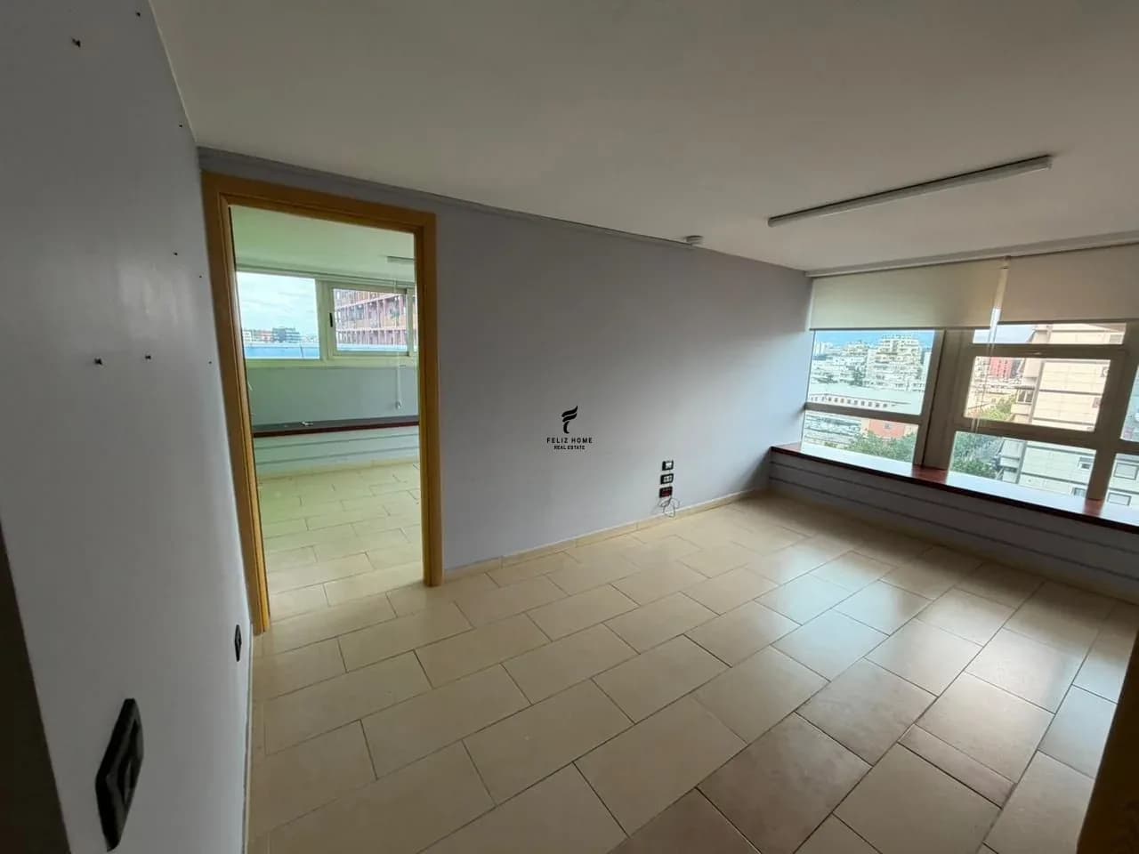 ZYRE ME QERA 450 M2 RRUGA KAVAJES 6000 EURO 4