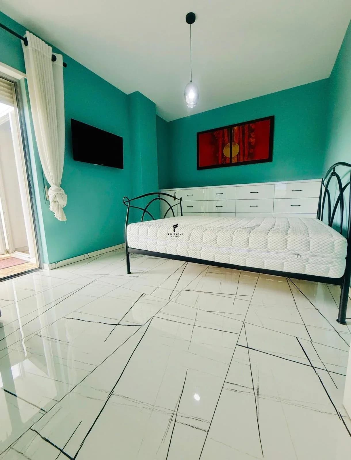 APARTAMENT ME QERA 2+1 LIQENI THATE 120.000 LEKE 2