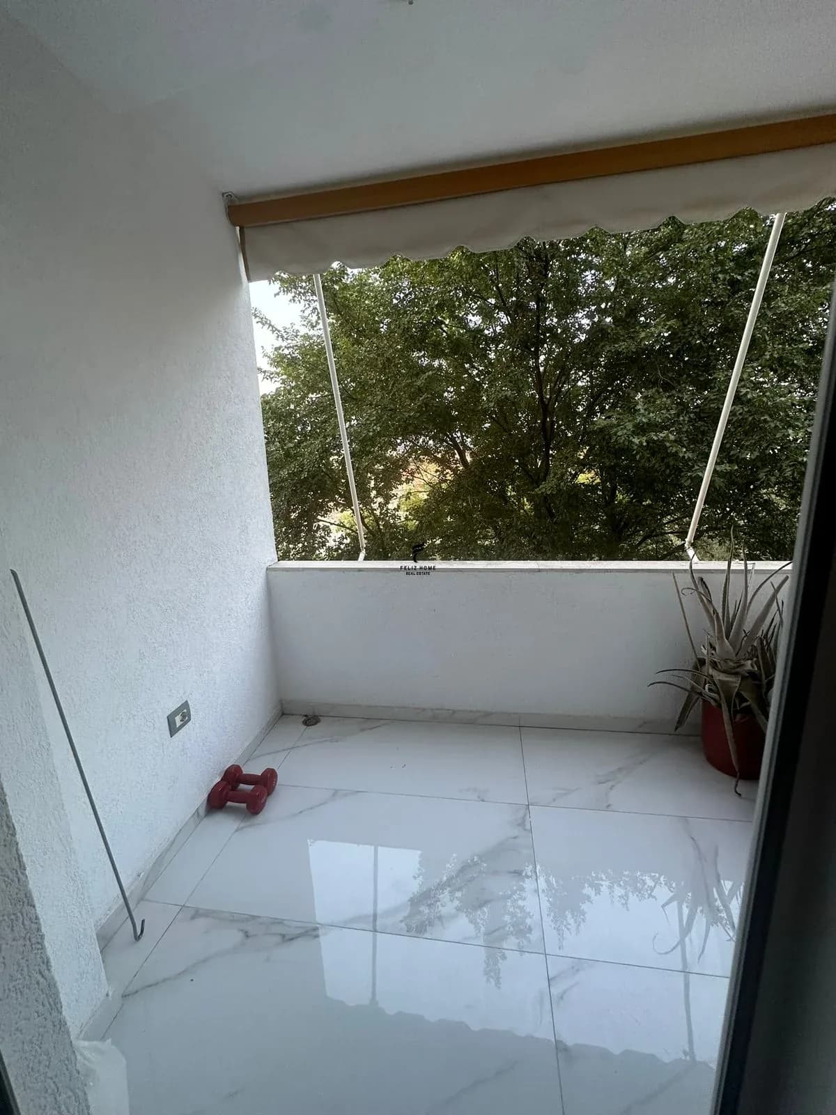 APARTAMENT ME QERA 2+1+2 LIQENI THATE 85.000 LEKE 4