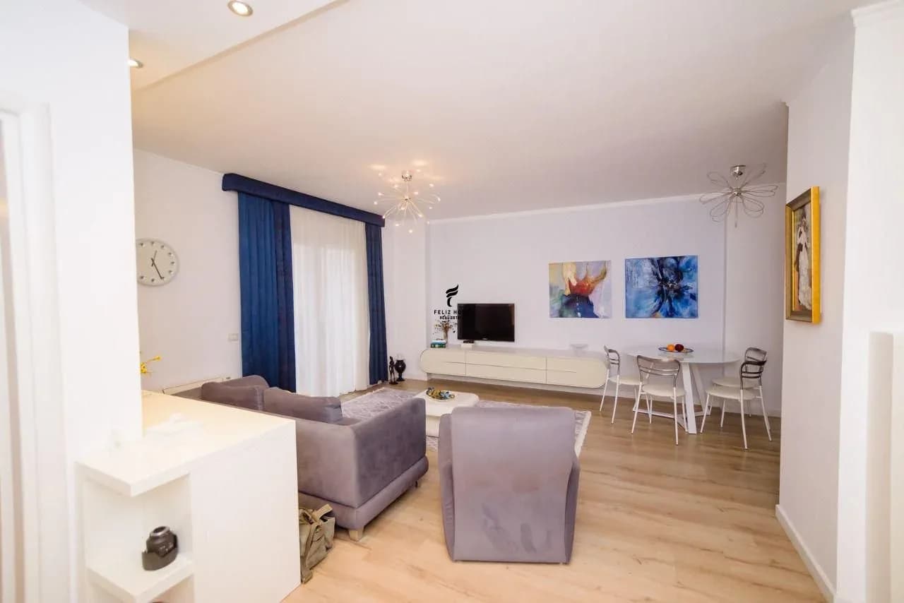 APARTAMENT ME QERA 2+1 BULEVARDI BAJRAM CURRI 90.000 LEKE 2