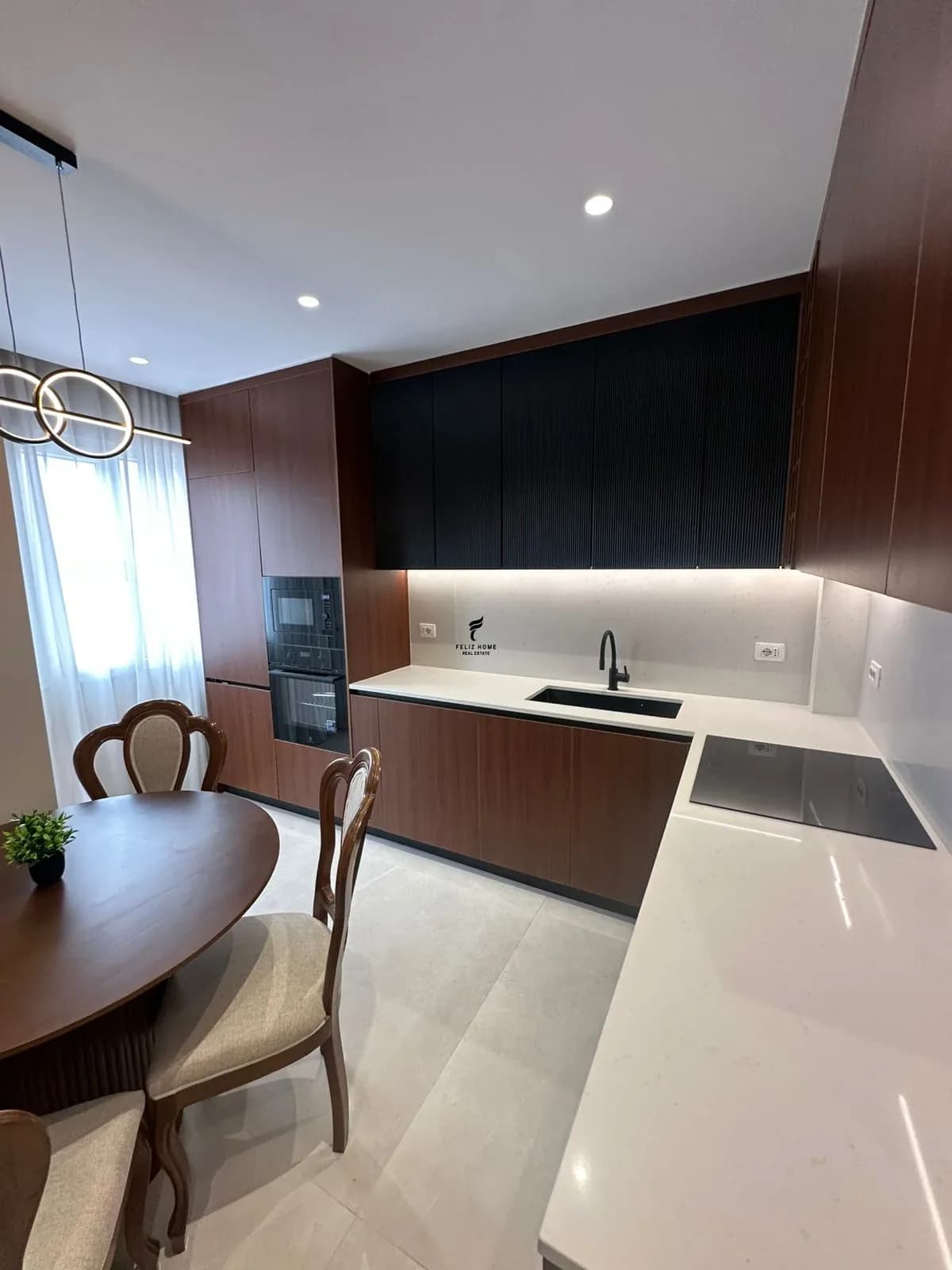 SHITET APARTAMENT 2+1+2 MINE PEZA 25.000.000 LEKE 2