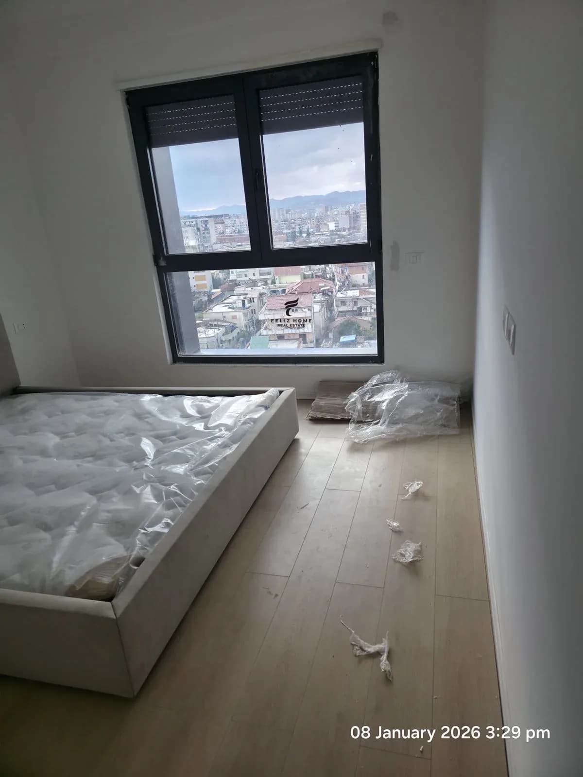 APARTAMENT ME QERA 2+1 BULEVARDI RI 70.000 LEKE 2