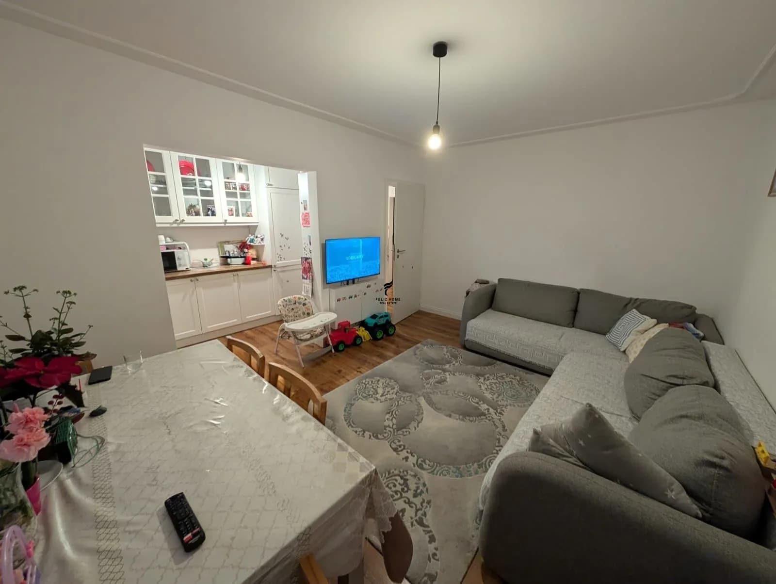 SHITET APARTAMENT 2+1 ISH PARKU 16.000.000 LEKE