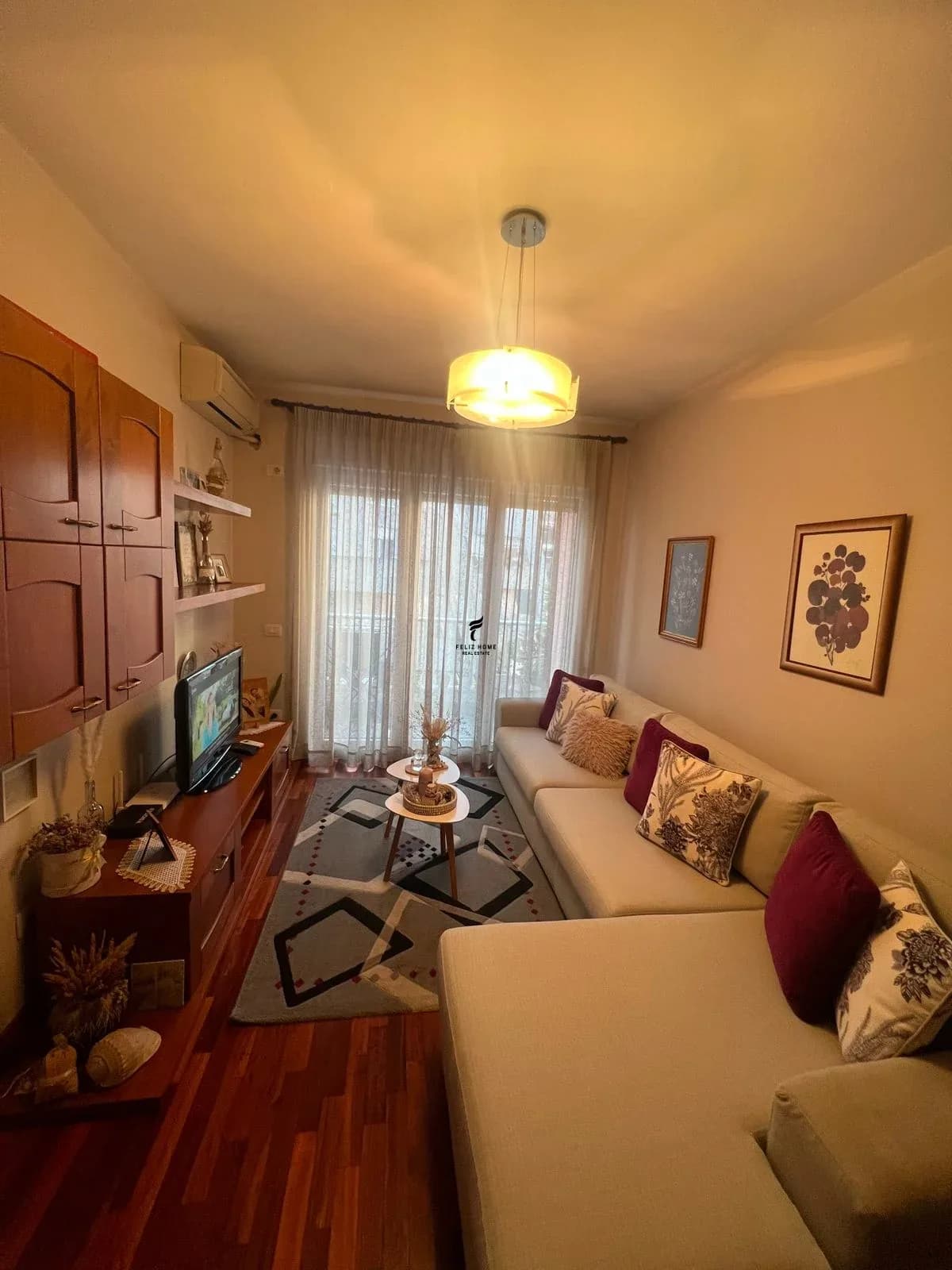 APARTAMENT ME QERA 1+1 RRUGA FROSINA PLAKU 55.000 LEKE