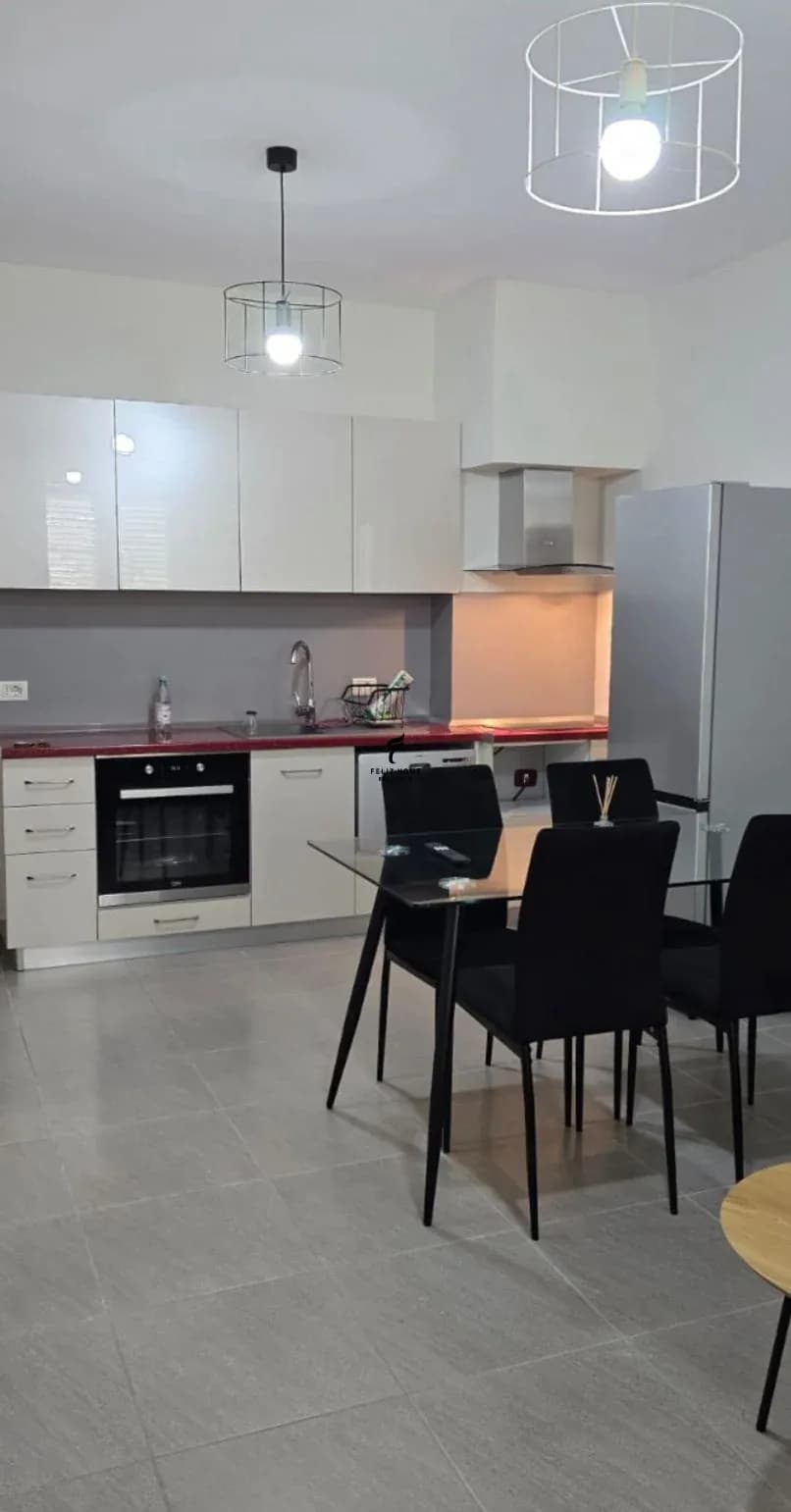 APARTAMENT ME QERA 1+1 KOMUNA E PARISIT 55.000 LEKE 2