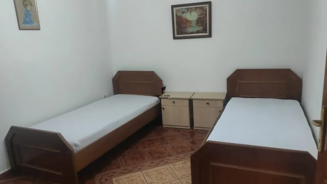 APARTAMENT ME QERA 2+1 RRUGA E ELBASANIT 55.000 LEKE 4