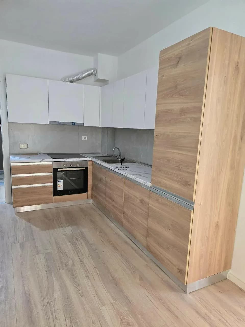 APARTAMENT ME QERA 2+1 5 MAJI 50.000 LEKE 3