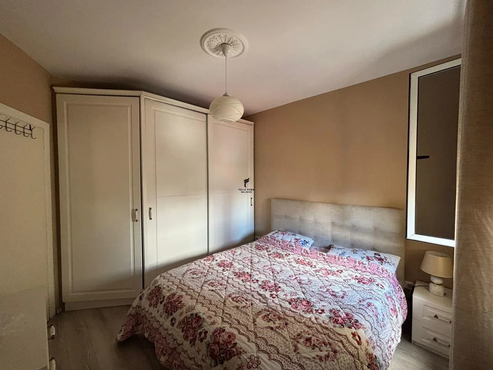 APARTAMENT ME QERA 1+1 MYSLYM SHYRI 60.000 LEKE 4