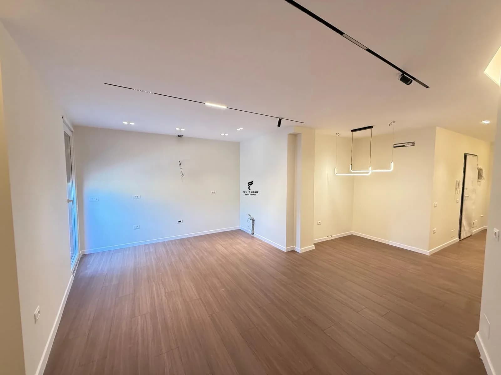 SHITET APARTAMENT 2+1 BRRYL 18.500.000 LEKE