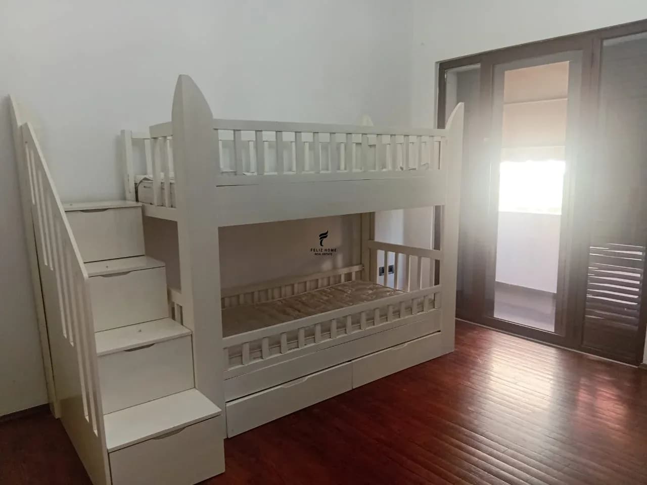 APARTAMENT ME QERA 2+1 QENDER 150.000 LEKE 4