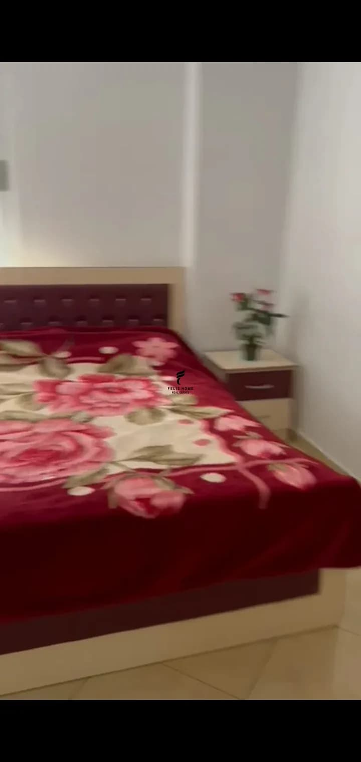 APARTAMENT ME QERA 2+1 FRESK 40.000 LEKE 3
