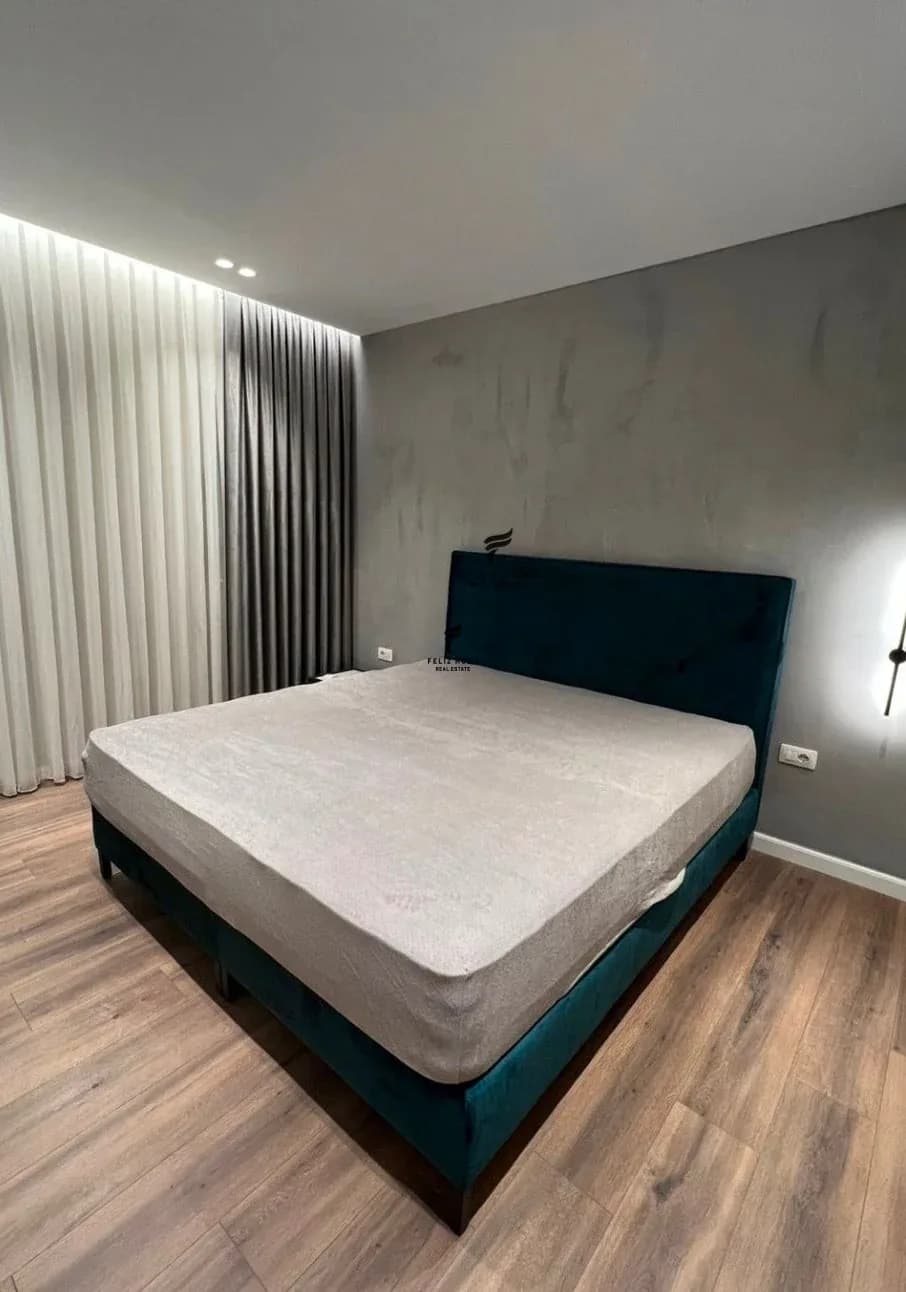 APARTAMENT ME QERA 2+1 FUSHA E AVIACIONIT 70.000 LEKE 3