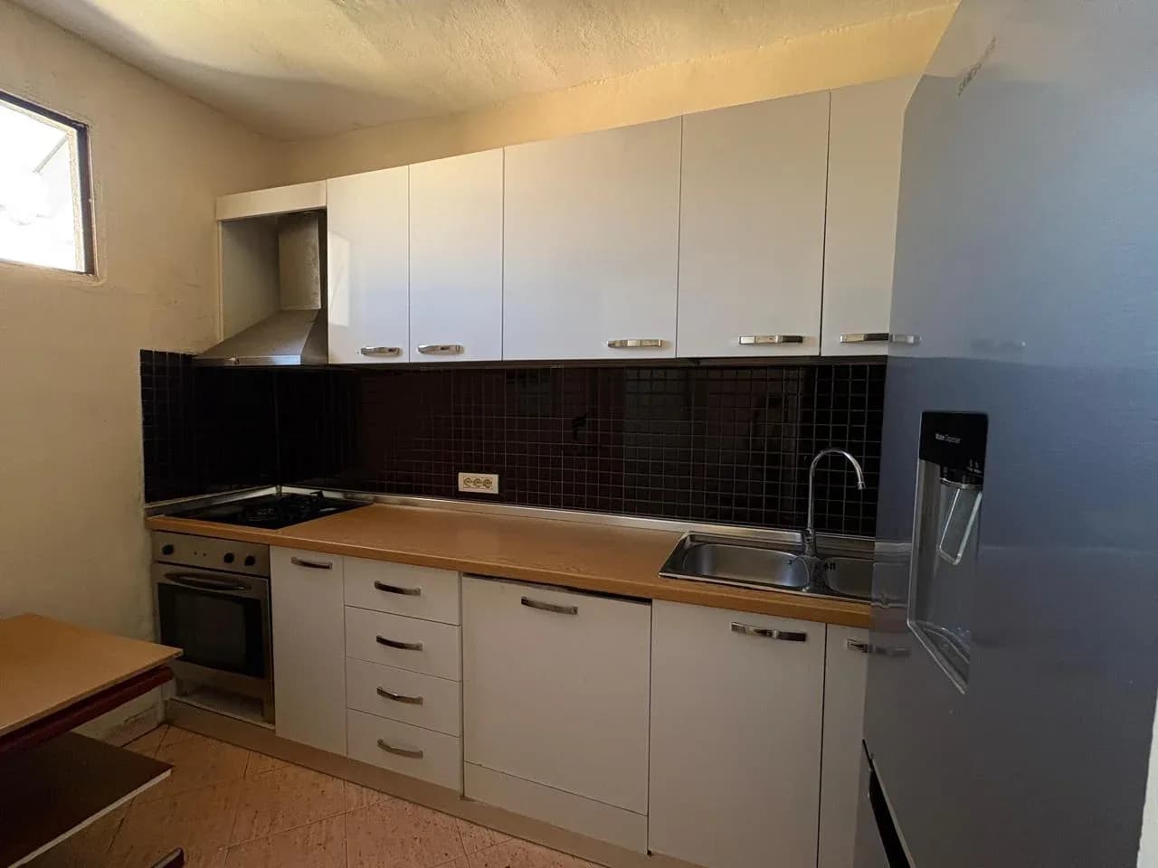 APARTAMENT ME QERA 2+1 RRUGA E ELBASANIT 55.000 LEKE 2