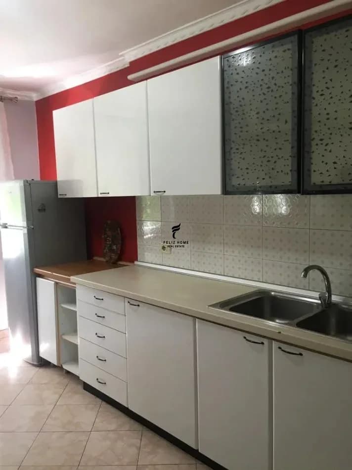 APARTAMRNT ME QERA 2+1 XHAMIA E TABAKEVE 60.000 LEKE 2