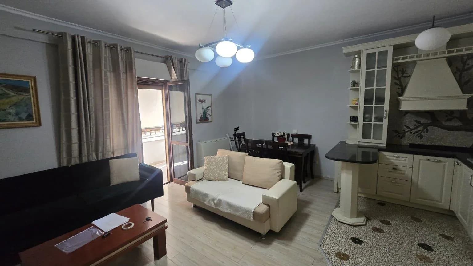APARTAMENT ME QERA 1+1 KOMUNA E PARISIT 65.000 LEKE 2