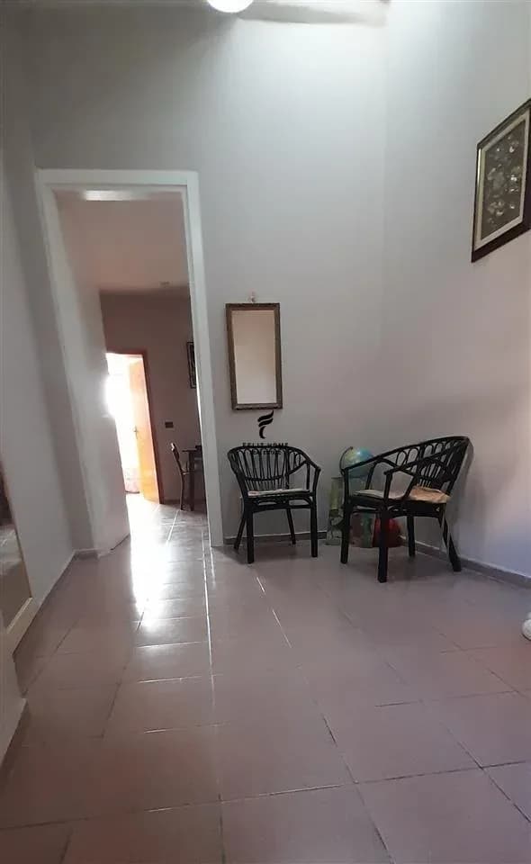 ZYRE ME QERA 130 M2 SELVIA 1.300 EURO 4
