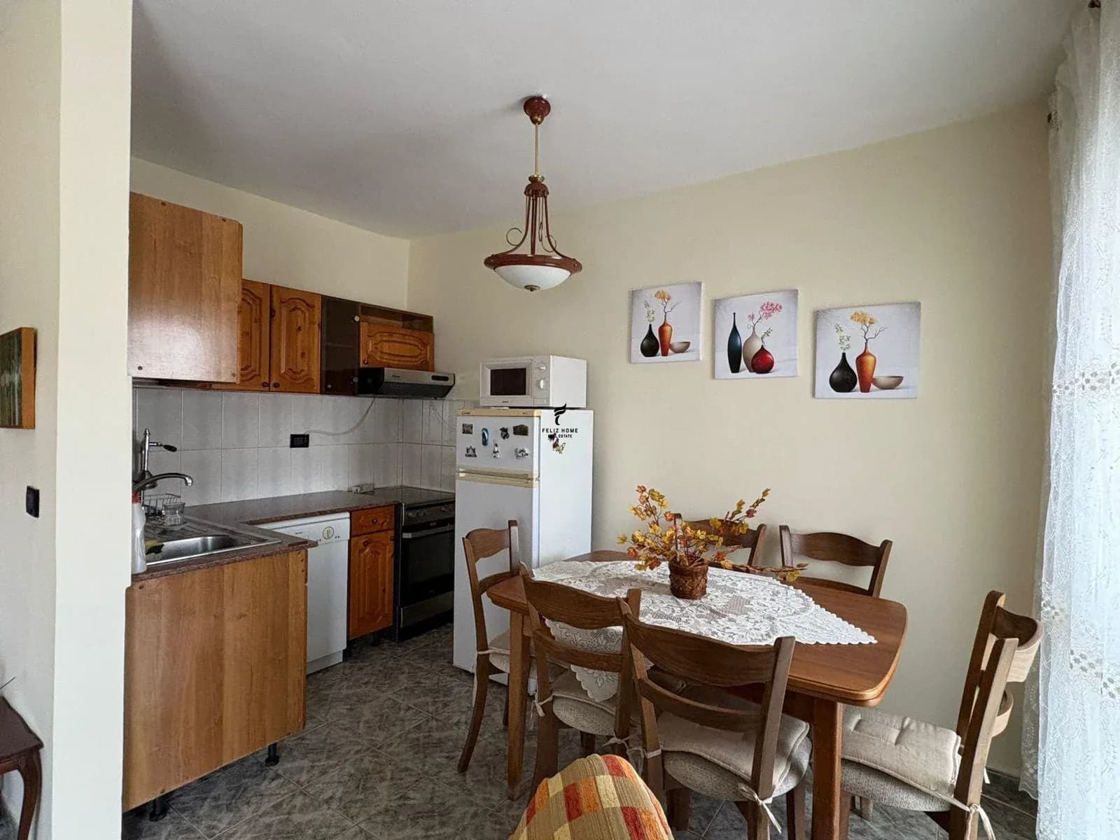 APARTAMENT ME QERA 2+1 RRUGA E ELBASANIT 60.000 LEKE 2