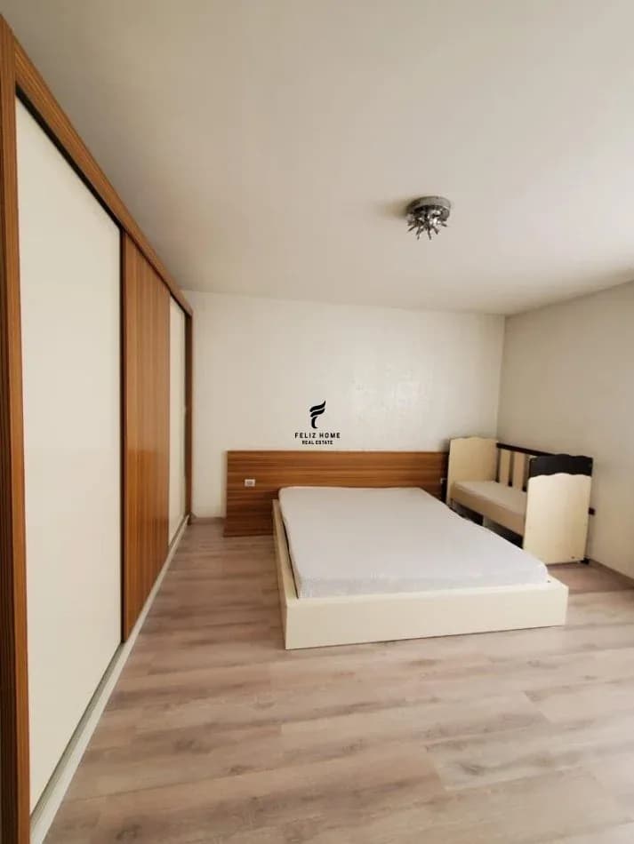 APARTAMENT ME QERA 2+1 PAZARI I RI 60.000 LEKE 3