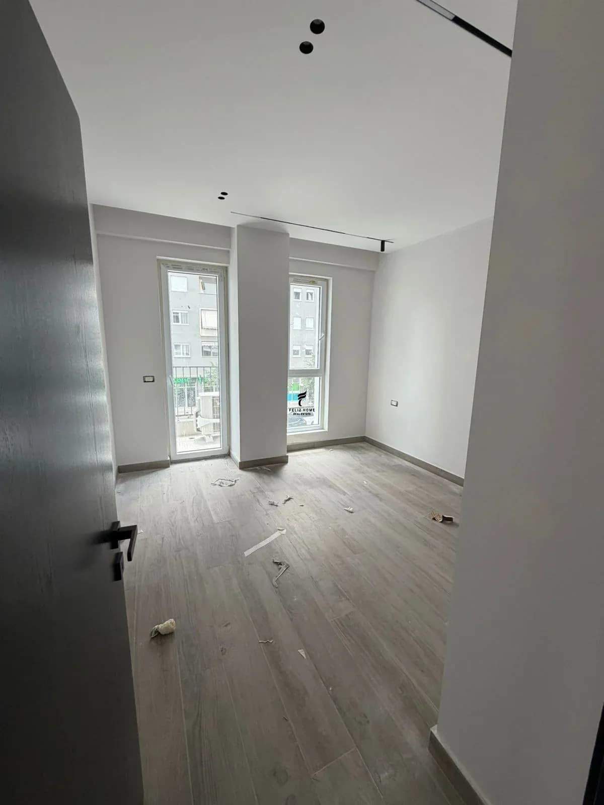 ZYRE ME QERA 95 M2 KOMUNA E PARISIT 120.000 LEKE