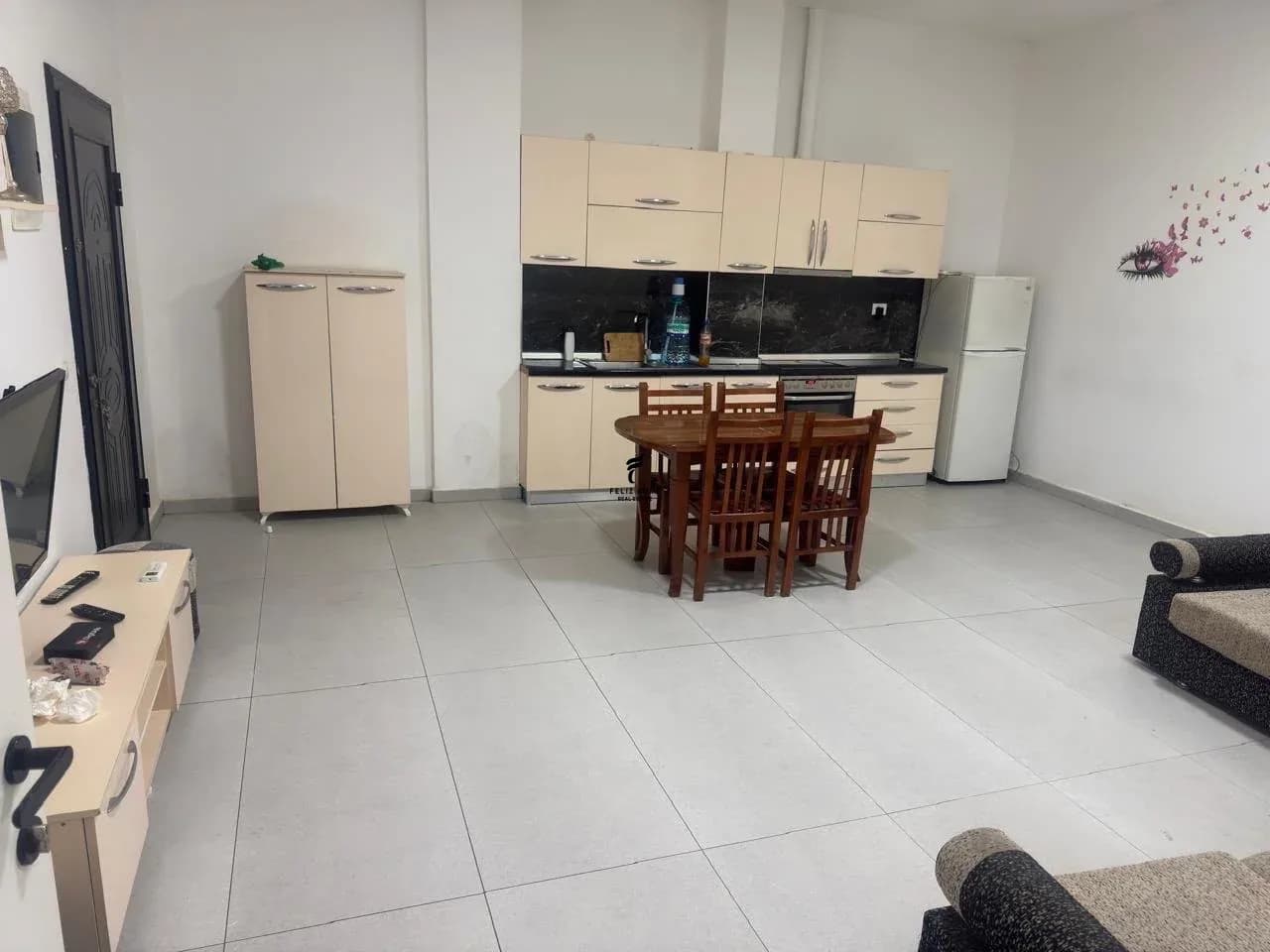APARTAMENT ME QERA 3+1+2 FRESK 55.000 LEKE 4