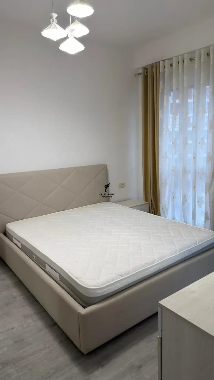 APARTAMENT ME QERA 2+1 5 MAJI 700 EURO 4