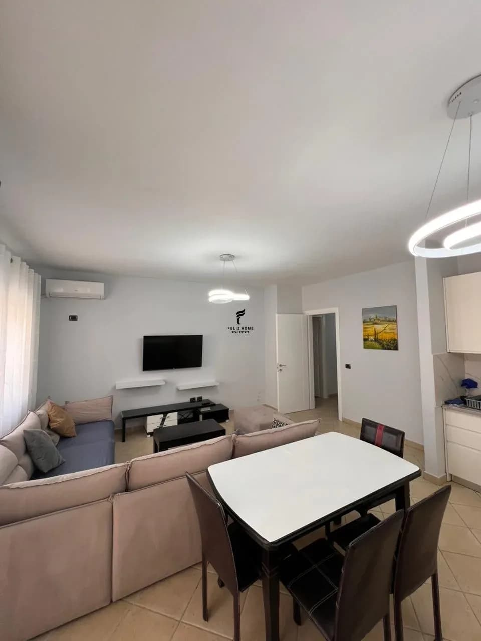 APARTAMENT ME QERA 2+1 QENDER 100.000 LEKE 3