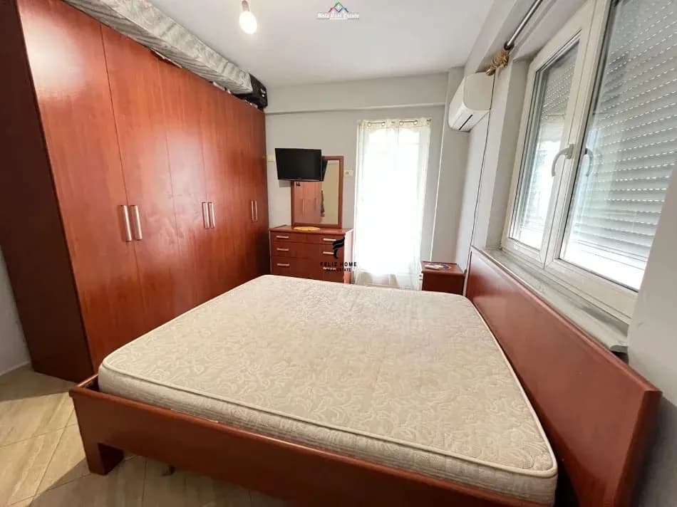 APARTAMENT ME QERA 2+1 BULEVARDI RI 52.000 LEKE 3