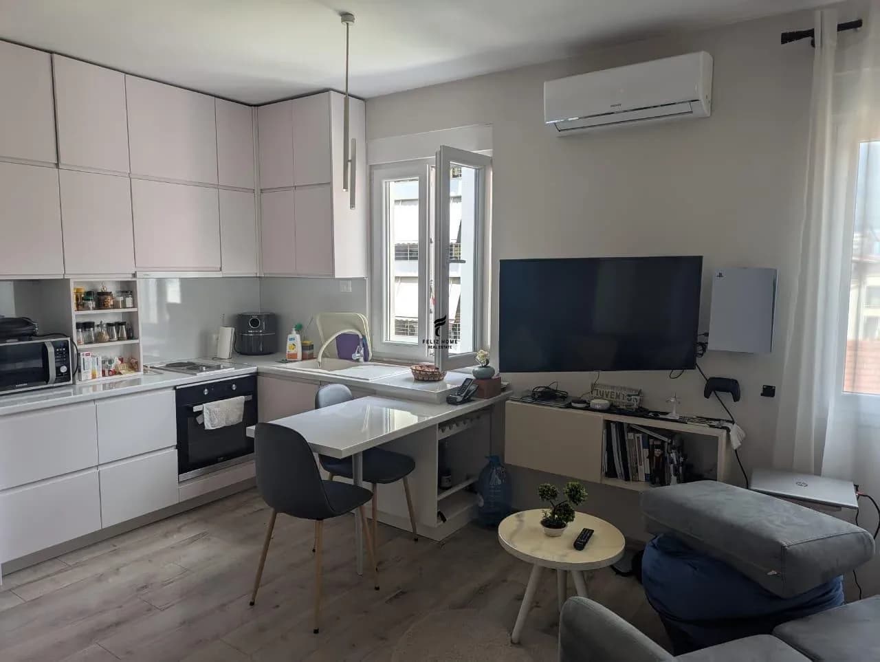 GARSONIERE ME QERA 40 M2 PAZARI I RI 50.000 LEKE