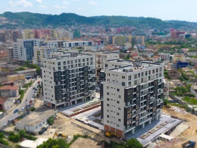 SHITET APARTAMENT 2+1 RRUGA NDRE MJEDA 240.000 EURO 2