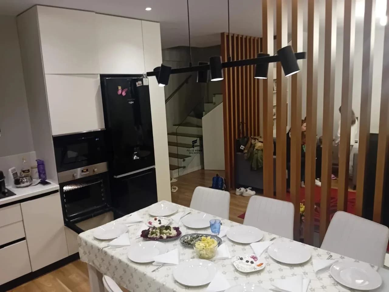 APARTAMENT DUPLEX ME QERA 3+1 5 MAJ 100.000 LEKE 3
