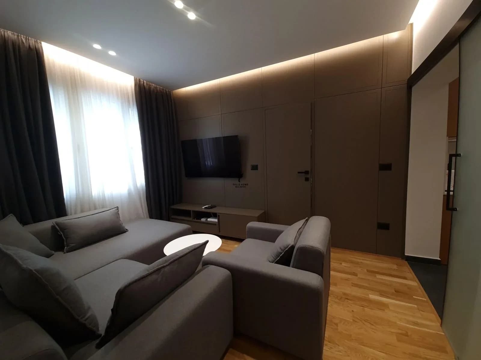 APARTAMENT ME QERA 1+1 RRUGA E KAVAJES 70.000 LEKE