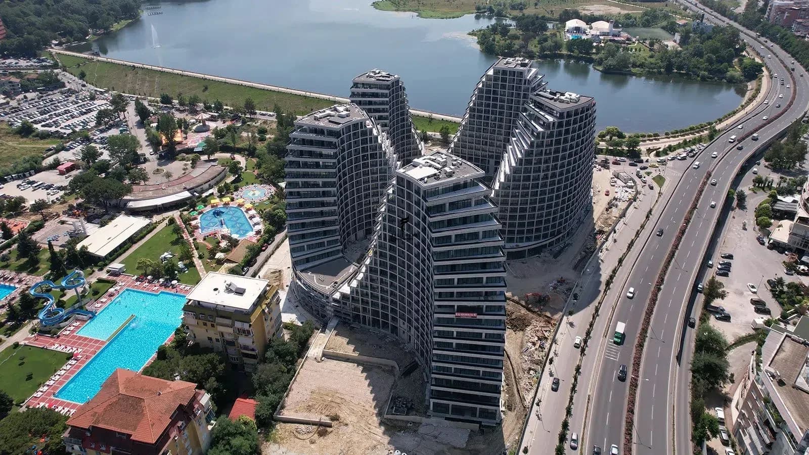 SHITET APARTAMENT 2+1+2 LAKE VIEW RESIDENCE 750.000 EURO