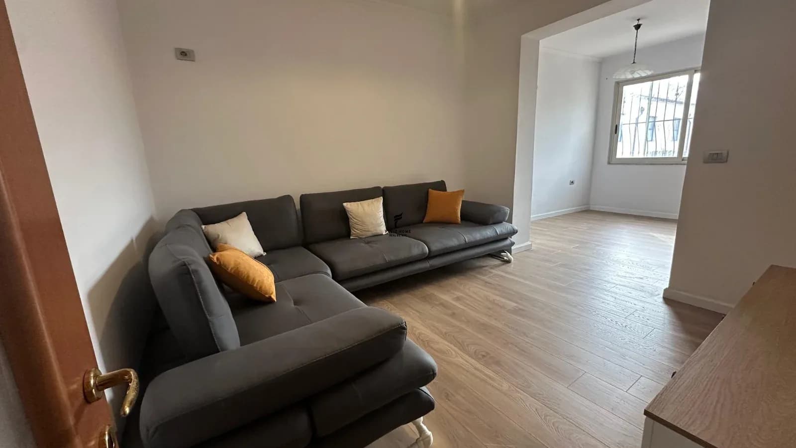 APARTMENT ME QERA 2+1 SHESHI WILLSON 80.000 LEKE 2