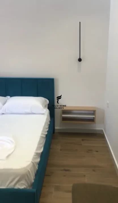 SHITET APARTAMENT 1+1 PAZARI RI 12.000.000 LEKE 2