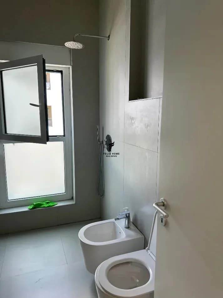 APARTAMENT ME QERA 2+1 ALI DEMI 55.000 LEKE 4