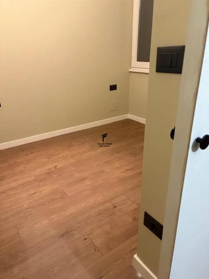 ZYRE ME QERA 50M2 BLLOK 600 EURO 2