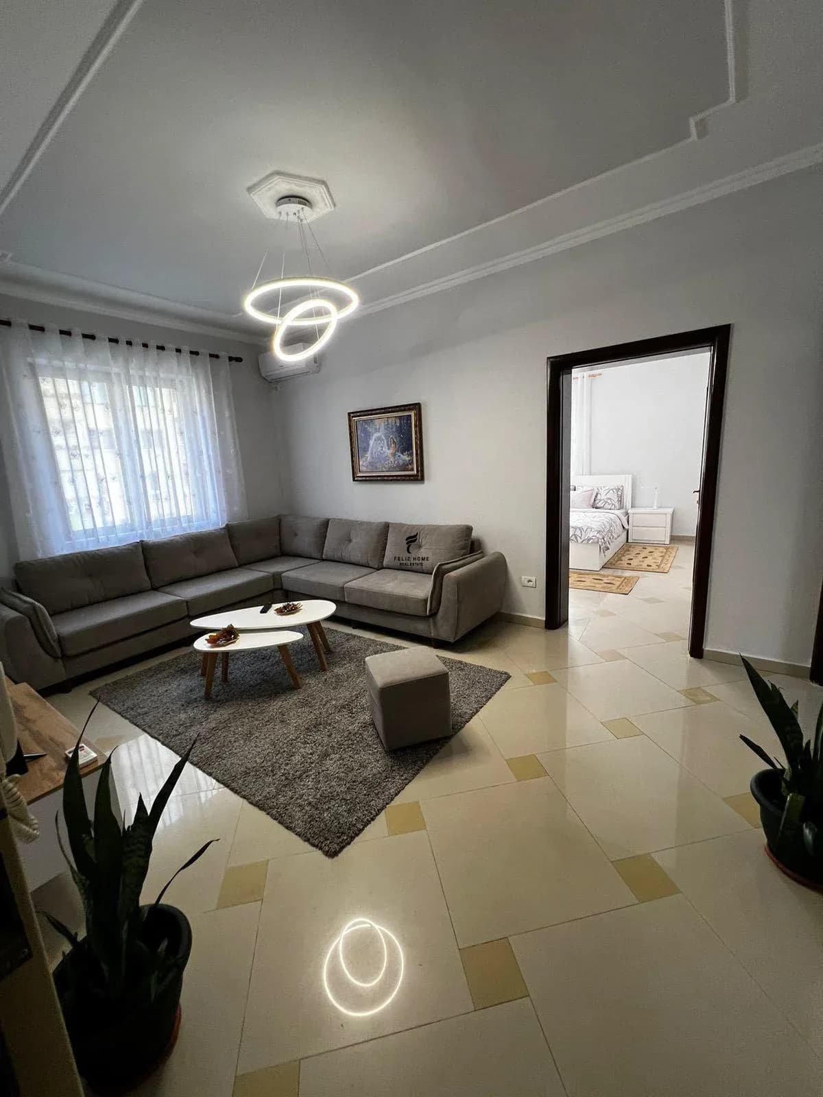 APARTAMENT ME QERA 1+1 RRUGA E ELBASANIT 60.000 LEKE