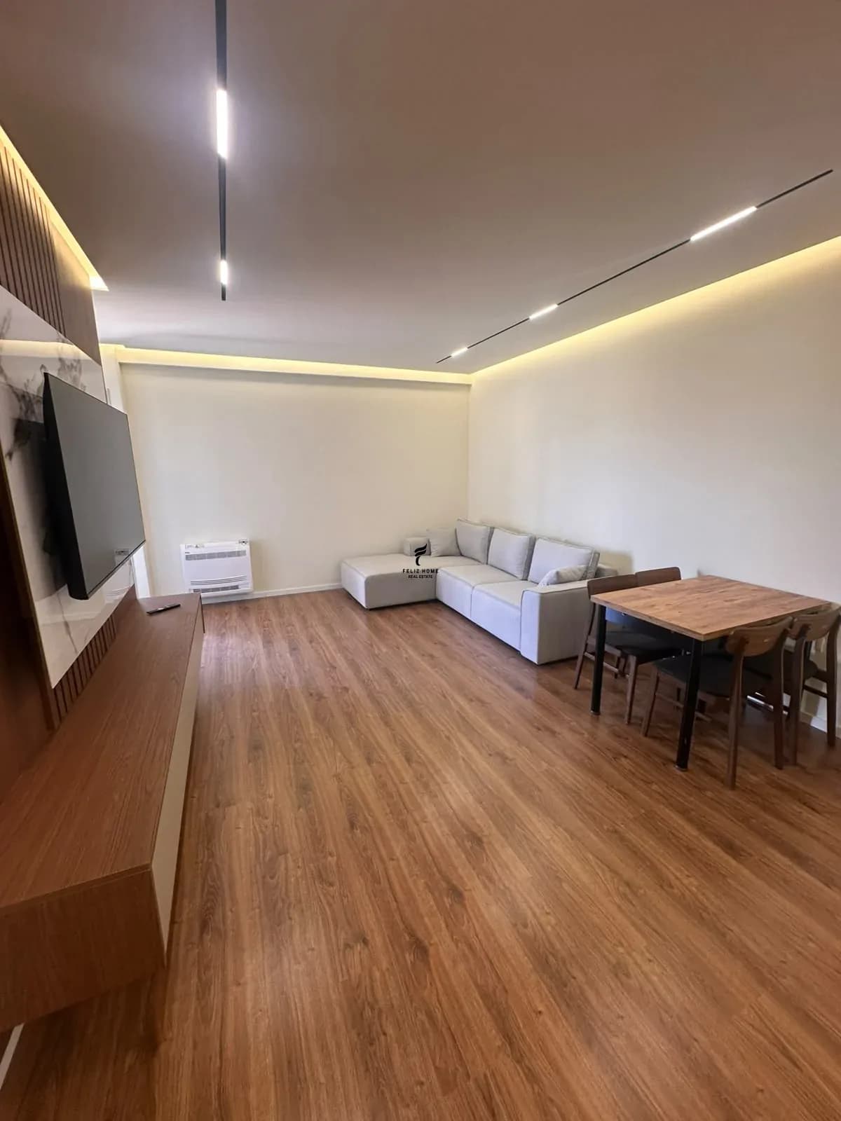 APARTAMENT ME QERA 2+1+2 LAPRAKE 1.000 EURO