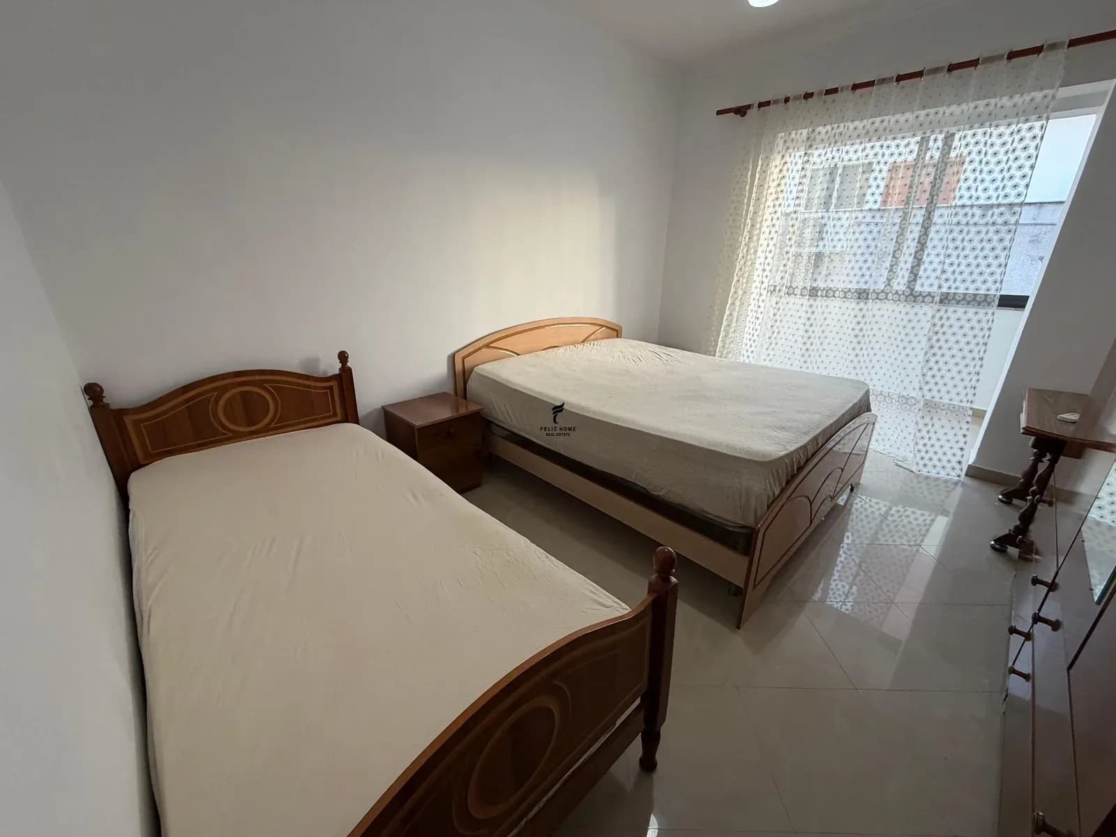 APARTAMENT ME QERA 1+1 ISH TREGU ELEKTRIK 45.000 LEKE 3