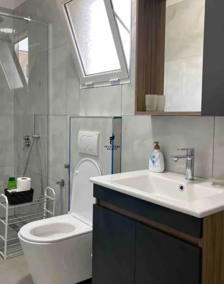 APARTAMENT ME QERA 1+1 QYTET STUDENTI 45.000 LEKE 3