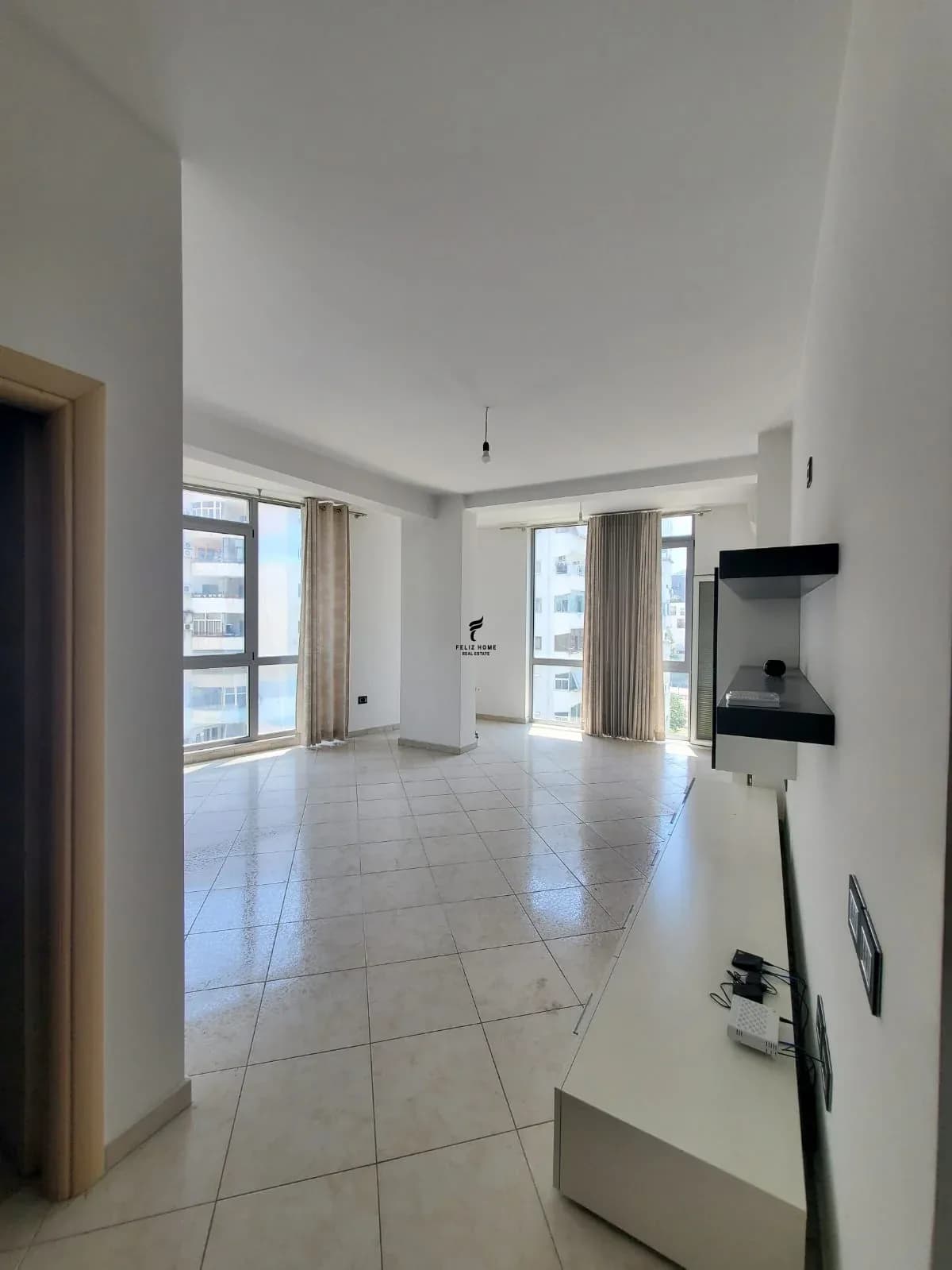 ZYRE ME QERA 110 M2 KOMUNA E PARISIT 1430 EURO