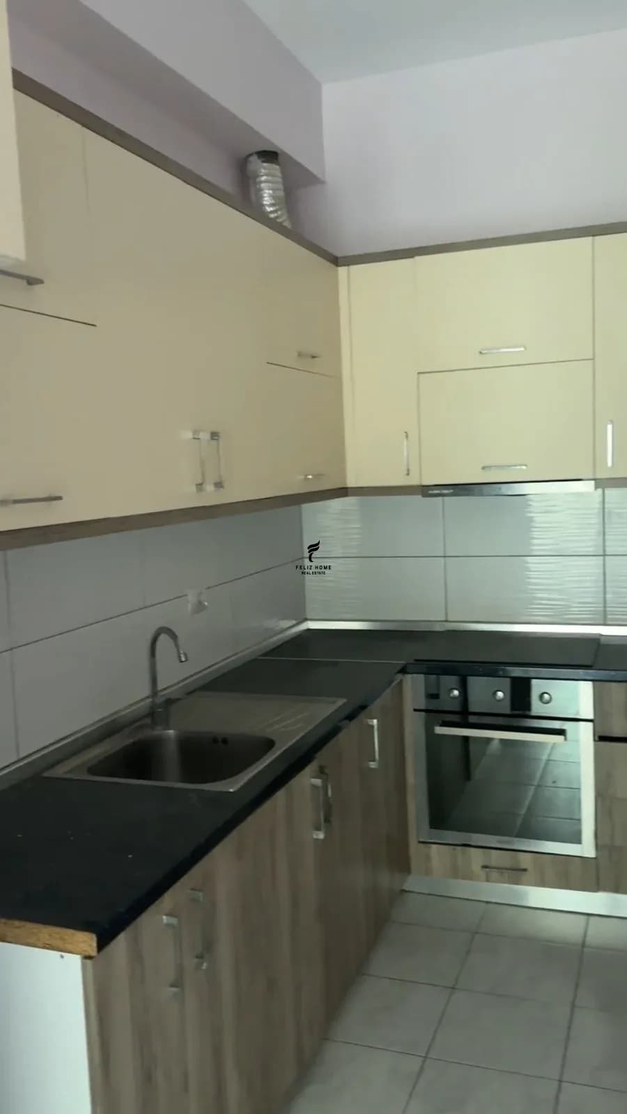 SHITET APARTAMENT 2+1 KOPSHTI ZOOLOGJIK 155.000 EURO 3