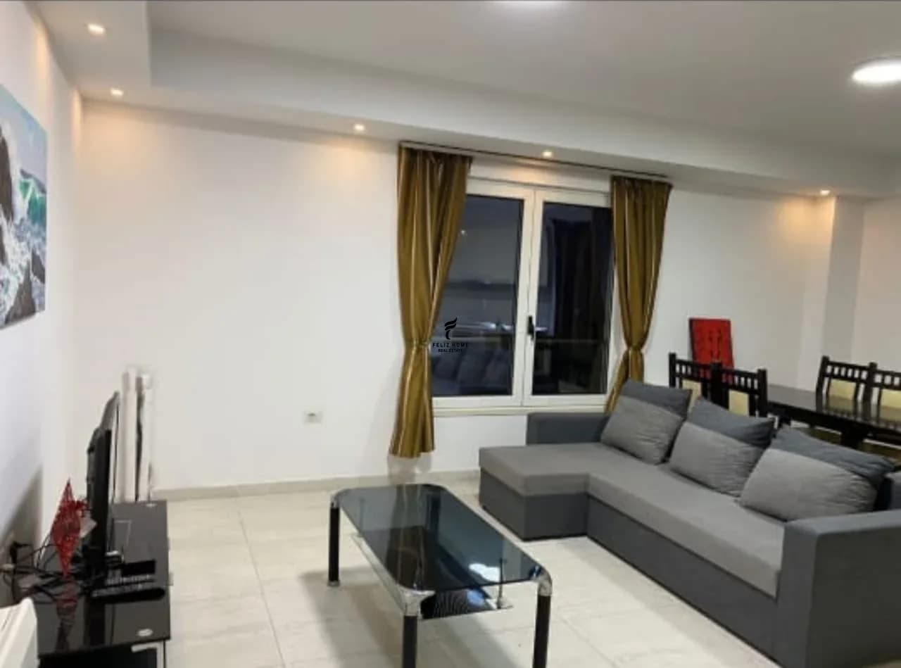 APARTAMENT ME QERA 2+1 VASIL SHANTO 70.000 LEKE