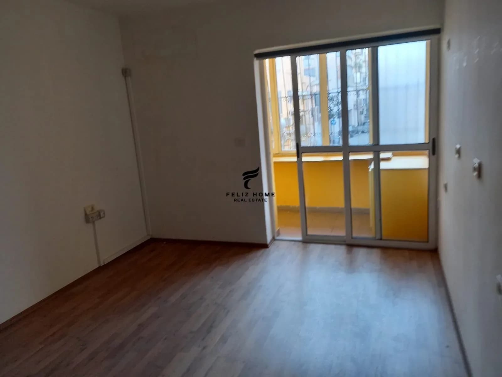 ZYRE ME QERA 120 M2 BLLOKU 800 EURO 2