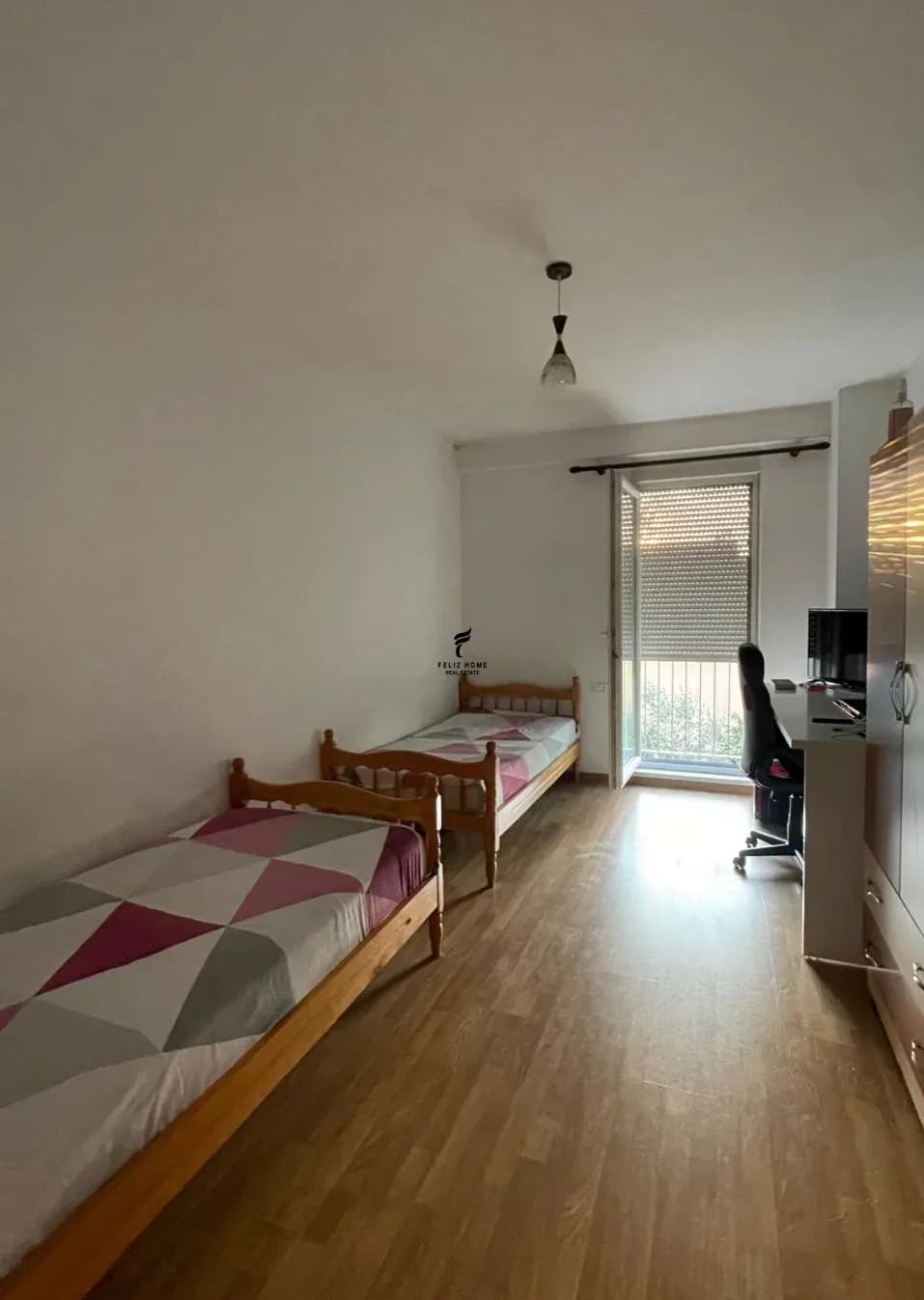 APARTAMENT ME QERA 2+1+2 QYTET STUDENTI 55.000 LEKE 2