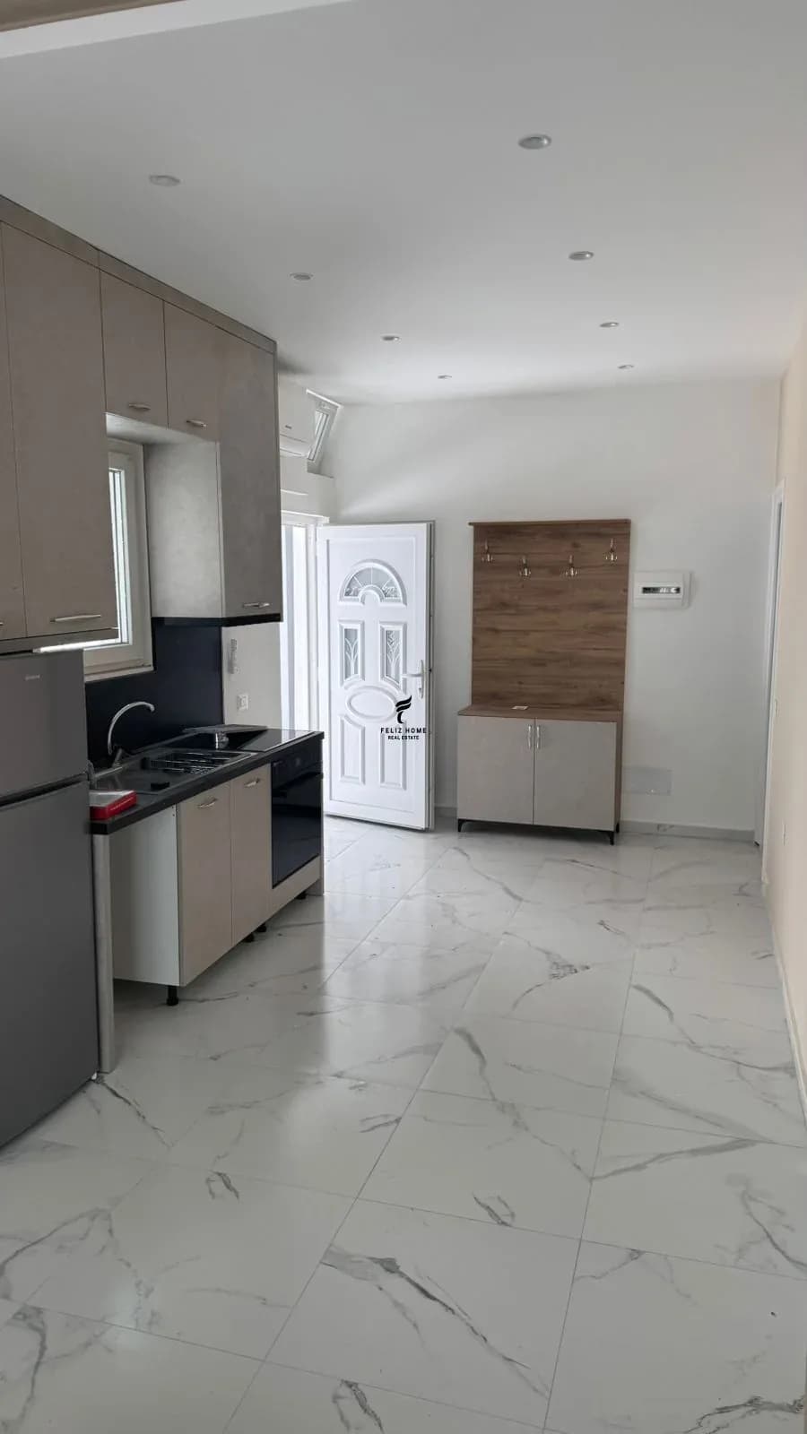 APARTAMENT ME QERA 1+1 5 MAJI 50.000 LEKE 2