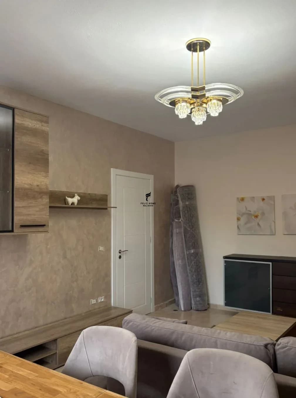 APARTAMENT ME QERA 2+1 RRUGA E ELBASANIT 70.000 LEKE