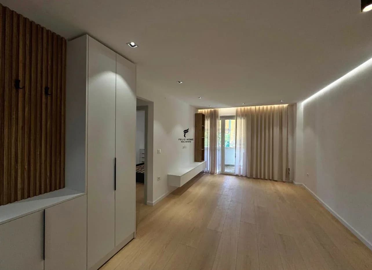 SHITET APARTAMENT 1+1 BRRYL 14.300.000LEKE 3