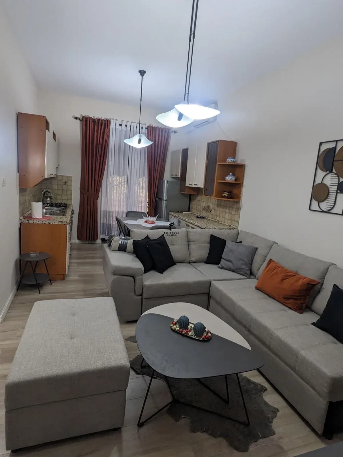 APARTAMENT ME QERA 2+1 STADIUMI DINAMO 65.000 LEKE